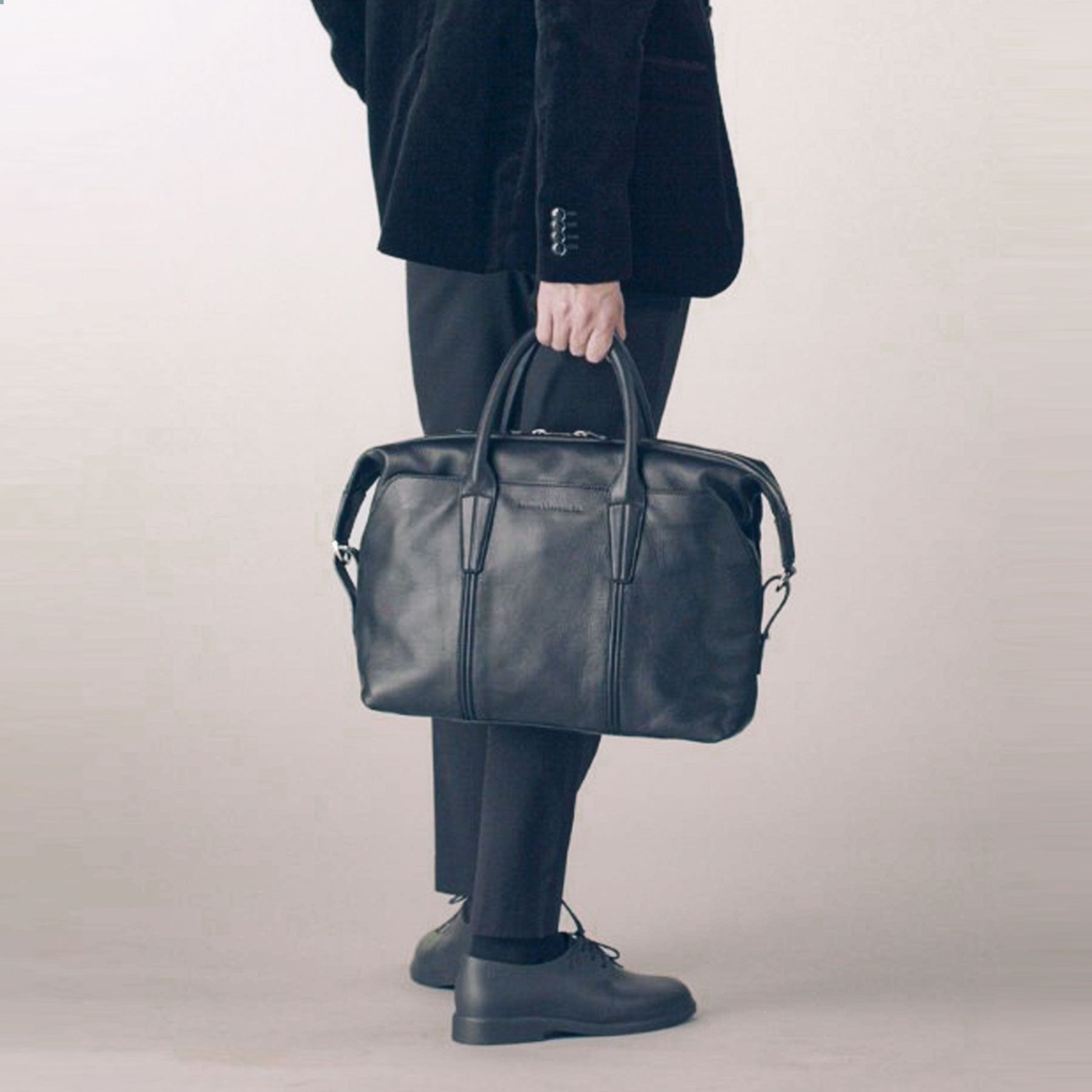 heritage_briefcase_gray_and_blue_model